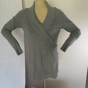 White House Black Market Women's Gray Sweater